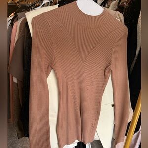H&M tan light brown rib knit mock neck fitted long sleeve top